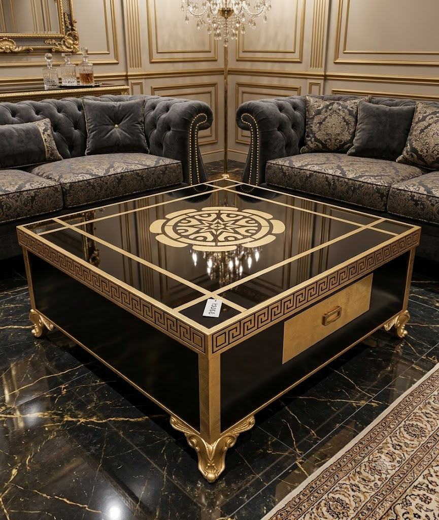 WOODEN TABLE IN LUXURY LOOK
