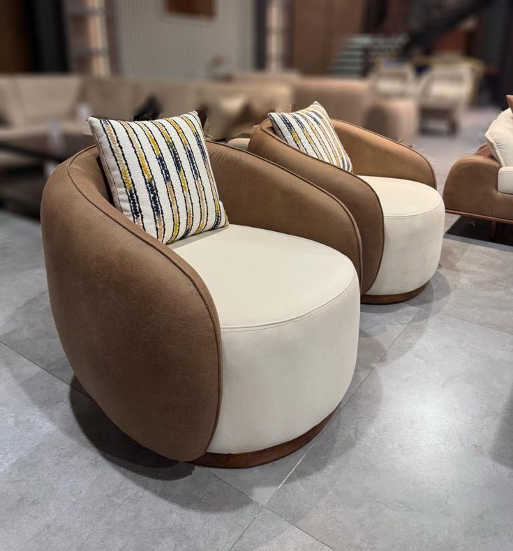 MODREN CURVED CHAIRS